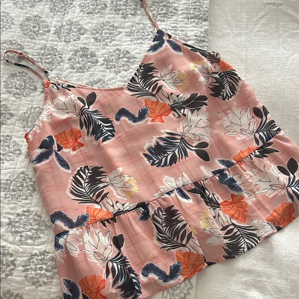 ⚜️ A New Day Pink Floral Camisole